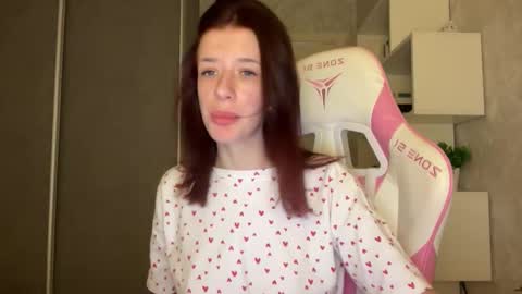 Bloom  online show from 02/01/26, 06:28