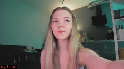 fairy_casey online show from 12/03/24, 08:06