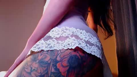 Snapshot of fairy_elli_hot chatting on 09/15/25, 12:43 Elli online show from 09/15/25, 12:43