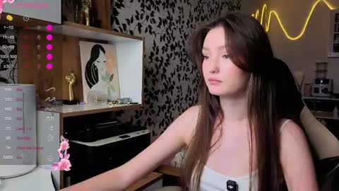 lina online show from 06/04/26, 04:35