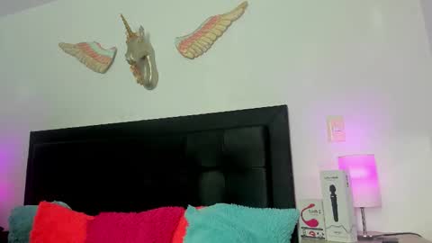 Snapshot of fairy_natalye chatting on 04/02/26, 12:52 Natalye online show from 04/02/26, 12:52