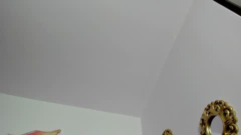 Snapshot of fairy_natalye chatting on 04/08/26, 01:49 Natalye online show from 04/08/26, 01:49