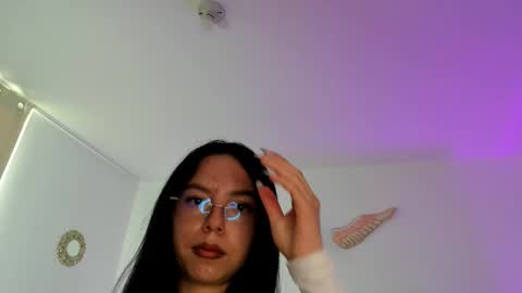 Snapshot of fairy_natalye chatting on 04/21/26, 06:34 Natalye online show from 04/21/26, 06:34