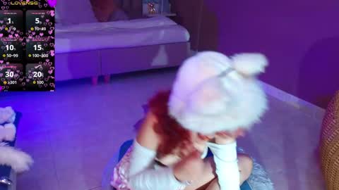 Snapshot of fairy_sweet_ chatting on 04/21/26, 01:42 FAIRY online show from 04/21/26, 01:42
