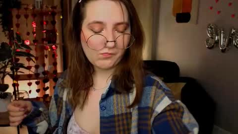 Tara online show from 02/15/26, 09:44