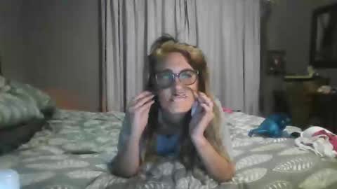 fairyalice69 online show from 09/15/25, 07:03