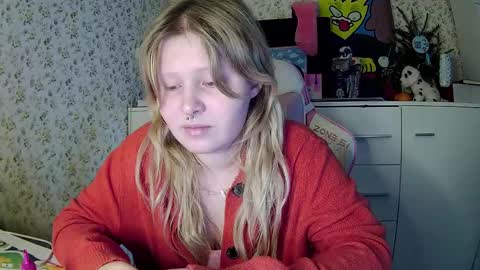 Snapshot of fairydreams_ chatting on 12/27/24, 10:55 Arisha online show from 12/27/24, 10:55