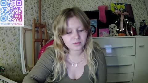 Snapshot of fairydreams_ chatting on 12/30/24, 09:19 Arisha online show from 12/30/24, 09:19