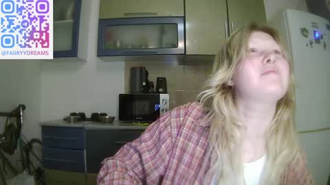 Snapshot of fairydreams_ chatting on 01/26/25, 04:51 Arisha online show from 01/26/25, 04:51