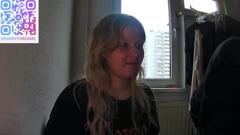 Snapshot of fairydreams_ chatting on 01/29/25, 08:29 Arisha online show from 01/29/25, 08:29