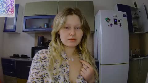 Snapshot of fairydreams_ chatting on 02/08/25, 10:50 Arisha online show from 02/08/25, 10:50