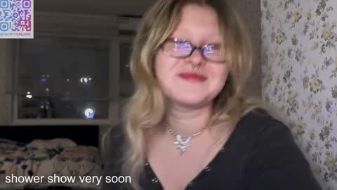 Snapshot of fairydreams_ chatting on 02/21/25, 05:20 Arisha online show from 02/21/25, 05:20