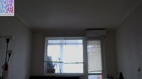 Snapshot of fairydreams_ chatting on 02/27/25, 01:38 Arisha online show from 02/27/25, 01:38