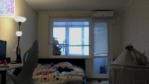 Snapshot of fairydreams_ chatting on 03/03/25, 02:15 Arisha online show from 03/03/25, 02:15