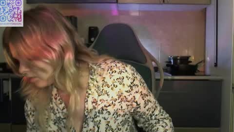 Snapshot of fairydreams_ chatting on 03/04/25, 09:11 Arisha online show from 03/04/25, 09:11