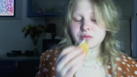 Snapshot of fairydreams_ chatting on 03/09/25, 04:00 Arisha online show from 03/09/25, 04:00