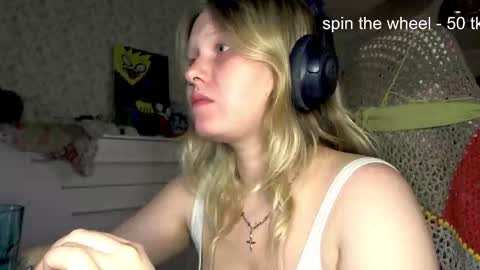 Snapshot of fairydreams_ chatting on 10/20/25, 09:26 Arisha online show from 10/20/25, 09:26