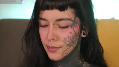 Snapshot of fairyflexxx chatting on 03/10/26, 12:10 Fairy online show from 03/10/26, 12:10