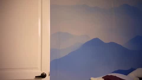 Ilona online show from 10/27/25, 07:23