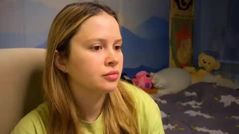 Ilona online show from 12/20/25, 03:30