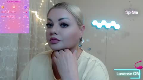 Snapshot of fairyjewell chatting on 07/29/26, 07:34 Jewell online show from 07/29/26, 07:34