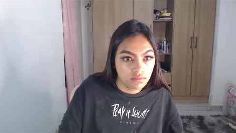 Snapshot of fairylatin chatting on 01/23/25, 10:01 fairylatin online show from 01/23/25, 10:01