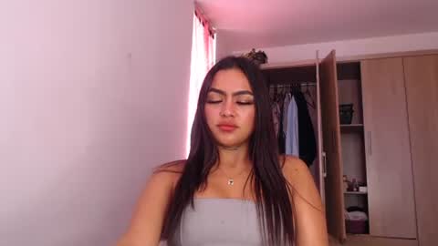 Snapshot of fairylatin chatting on 01/29/25, 06:07 fairylatin online show from 01/29/25, 06:07