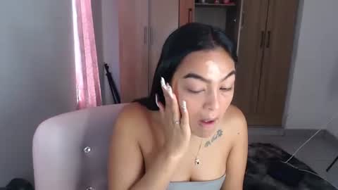 Snapshot of fairylatin chatting on 02/02/25, 01:30 fairylatin online show from 02/02/25, 01:30