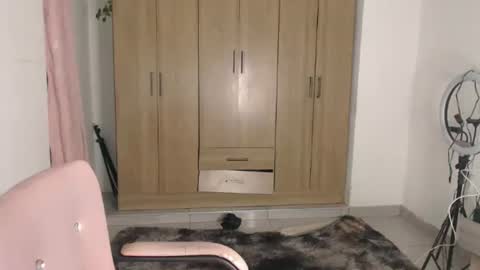 Snapshot of fairylatin chatting on 02/06/25, 01:38 fairylatin online show from 02/06/25, 01:38