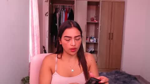 Snapshot of fairylatin chatting on 02/11/25, 12:48 fairylatin online show from 02/11/25, 12:48