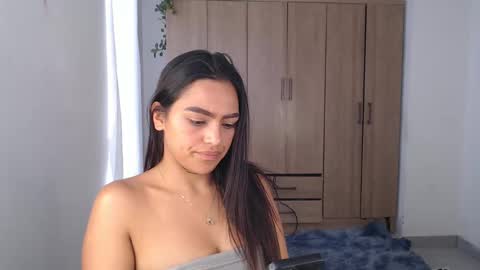 Snapshot of fairylatin chatting on 02/18/25, 09:09 fairylatin online show from 02/18/25, 09:09