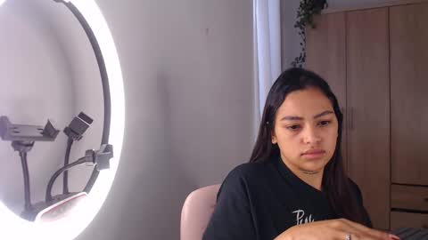 Snapshot of fairylatin chatting on 02/22/25, 01:24 fairylatin online show from 02/22/25, 01:24