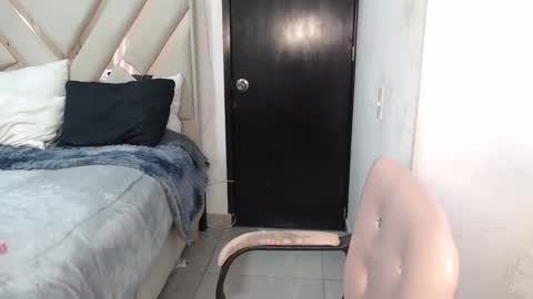 Snapshot of fairylatin chatting on 09/26/25, 10:36 fairylatin online show from 09/26/25, 10:36