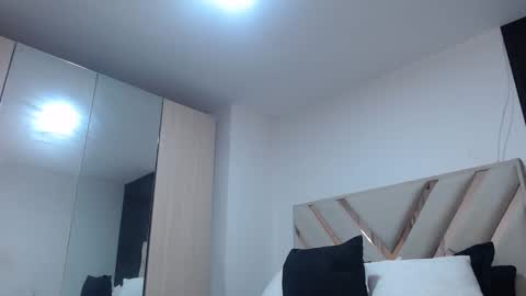 Snapshot of fairylatin chatting on 10/20/25, 01:50 fairylatin online show from 10/20/25, 01:50