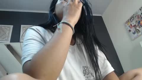 Snapshot of fairylatin chatting on 03/18/26, 01:58 fairylatin online show from 03/18/26, 01:58