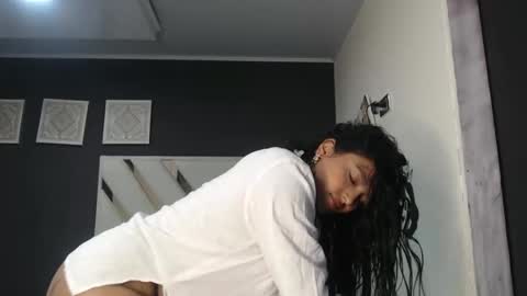 Snapshot of fairylatin chatting on 04/17/26, 08:56 fairylatin online show from 04/17/26, 08:56