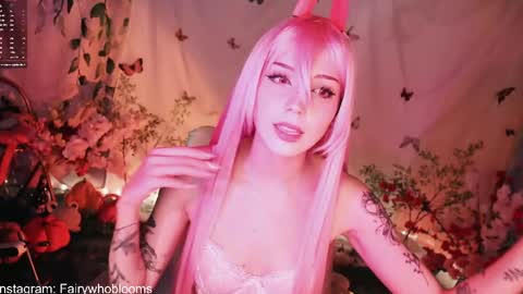 Snapshot of fairywhore chatting on 03/25/26, 03:01 Jackie Cosplayer online show from 03/25/26, 03:01