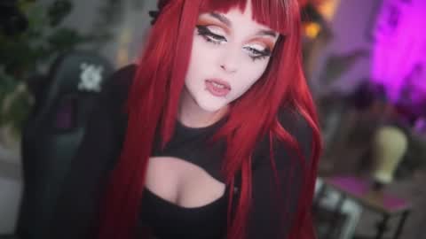 faith_chan online show from 11/20/25, 02:56