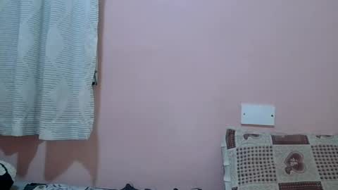 faizah_ online show from 06/16/26, 03:14