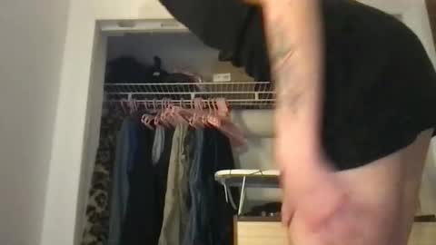 Snapshot of fakenshitsis chatting on 10/25/25, 09:20 Haydee online show from 10/25/25, 09:20