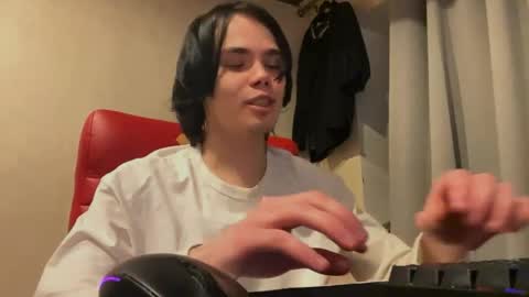 fakfame online show from 04/18/26, 12:25