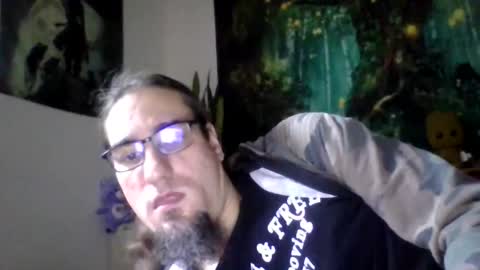 fal782471 online show from 11/01/25, 12:18