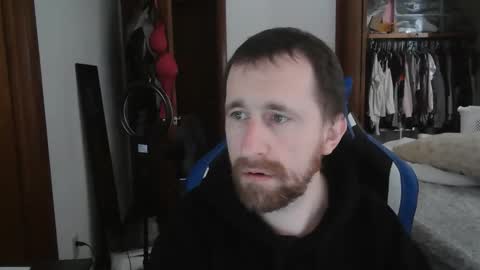 Snapshot of falcn2001 chatting on 02/01/26, 03:21 falcn2001 online show from 02/01/26, 03:21