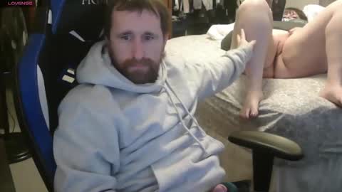 Snapshot of falcn2001 chatting on 02/13/26, 05:53 falcn2001 online show from 02/13/26, 05:53