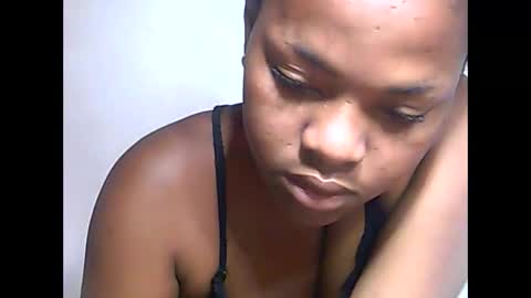 falielyse online show from 09/18/25, 11:23