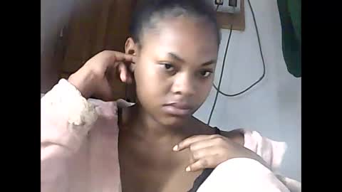 falielyse online show from 09/20/25, 04:46