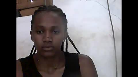 falielyse online show from 10/11/25, 10:14