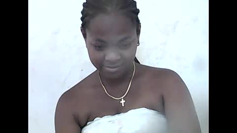 falielyse online show from 10/16/25, 08:04