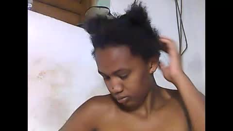 falielyse online show from 10/26/25, 07:36