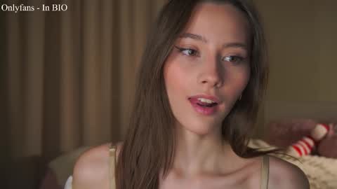 Snapshot of falinecrosthwaite chatting on 03/15/26, 07:20 Kaori online show from 03/15/26, 07:20